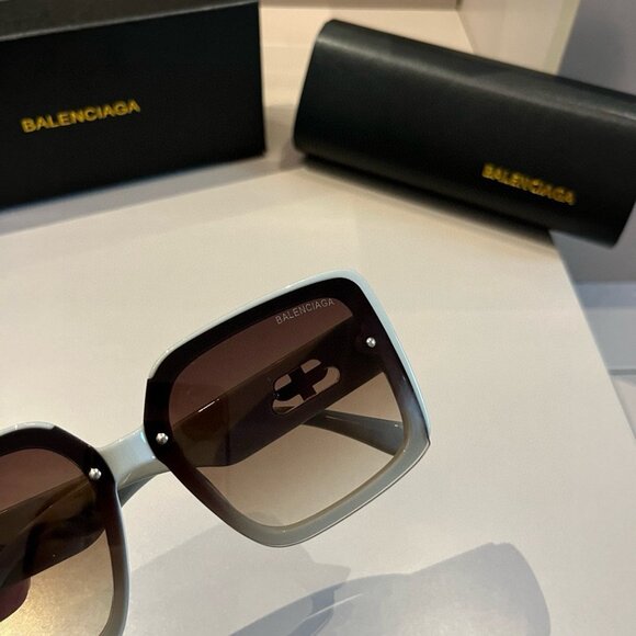 Balenciaga Women\'s Sunglasses main image 6